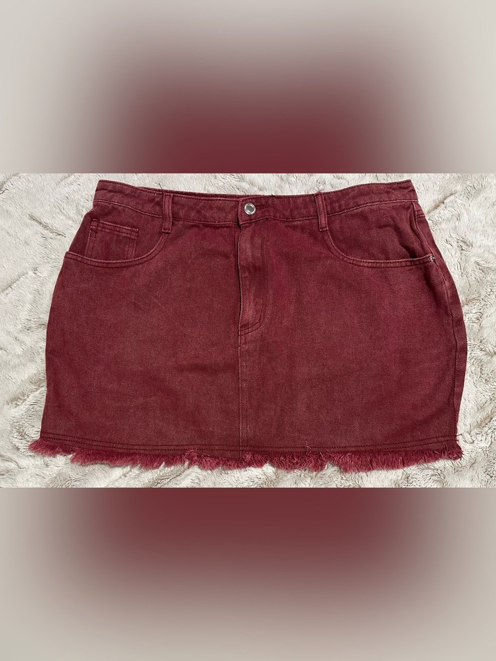 Prettylittlething Washed Oxblood Raw Frayed Hem Denim Mini Skirt Size 10 - Picture 5 of 14